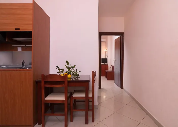 Aparthotel Nel Centro 3*